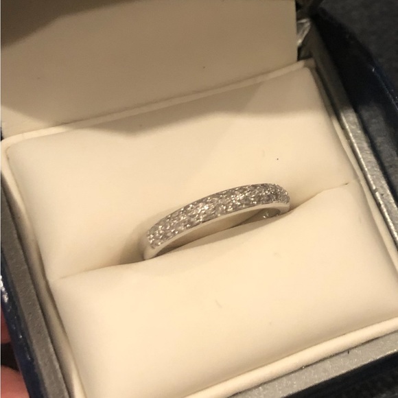 Platinum Ladies Diamond Anniversary/Wedding Band - Picture 4 of 7